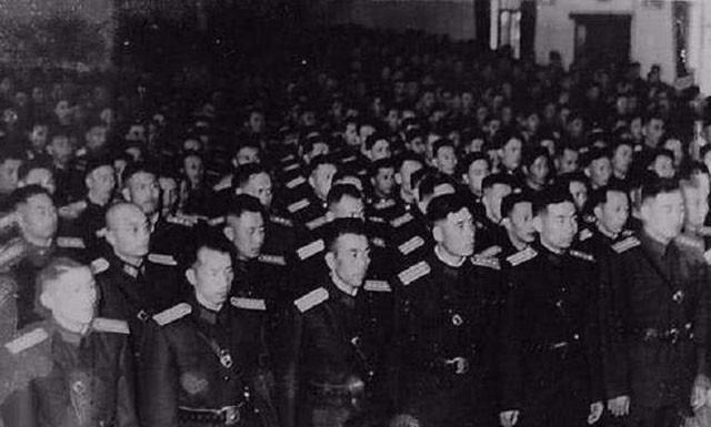 1955年，南京军事学院战役系52名学员，都被授予了什么军衔？