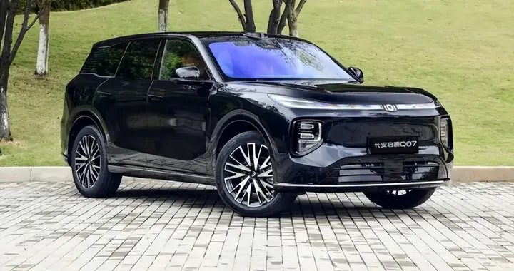FSD可变悬架，长安启源Q07舒适操控两不误