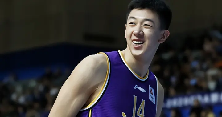 拼尽全力却与胜利失之交臂，广东队上下难掩失落，王少杰泪洒当场