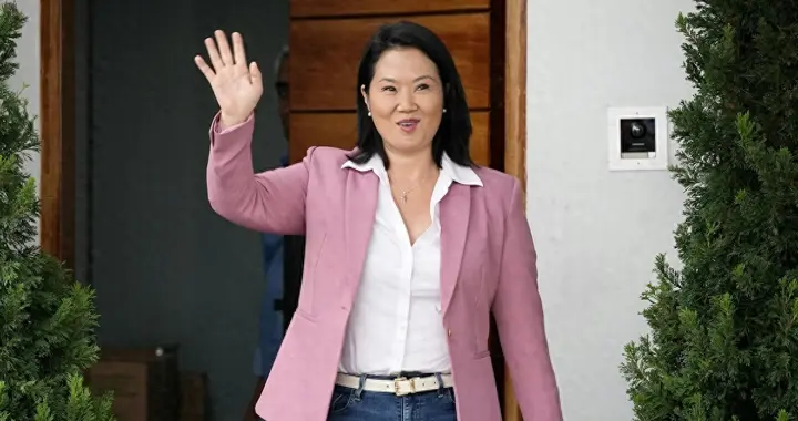 秘鲁选出的日裔亲美总统上台，全世界都在看，她敢对中国出手吗？