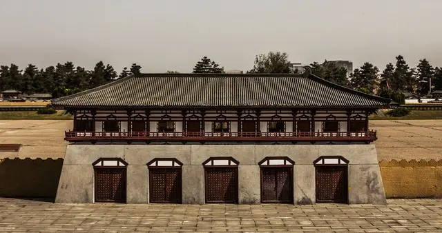 杨荣：那个在历史尘埃中，为普通人点亮一束光的人