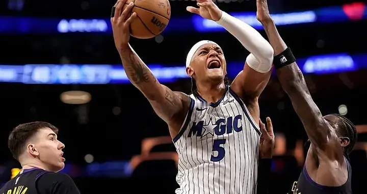 湖人1分输球，詹姆斯5个失误太刺眼，但错失绝杀但不应被骂