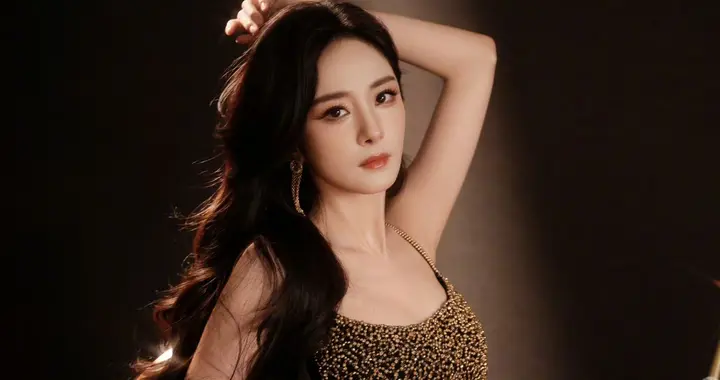 杨幂风格百变绝了！豪门千金与都市精英无缝切换，轻松拿捏高级感