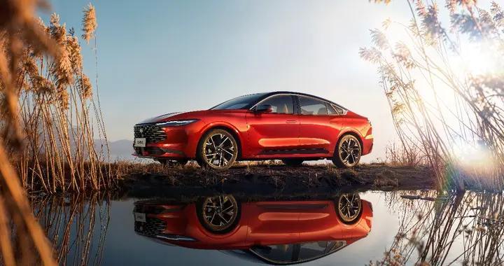 合资燃油车市场份额被蚕食？福特新蒙迪欧决心不忍了！