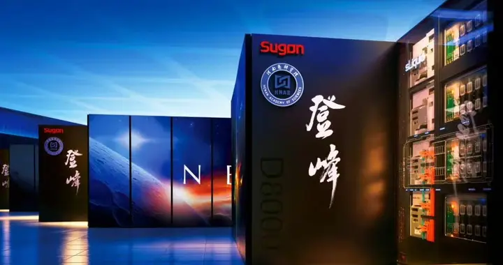 中国首个十万卡AI集群落地！国产算力，终于迈过了这道坎