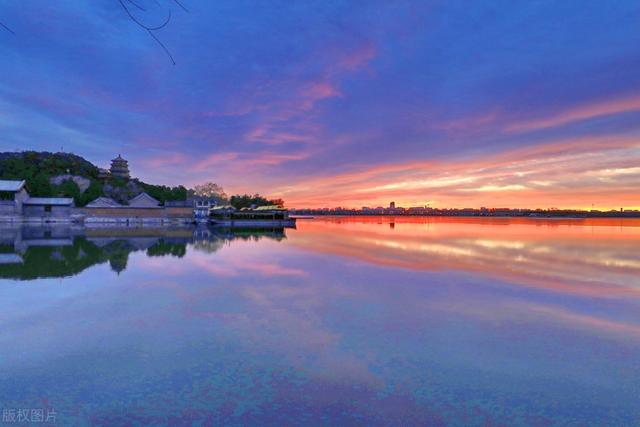 北京的三山五园指的是哪些景点？三山五园美景真多！不过也真废腿
