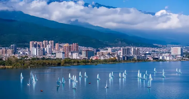 2025年大理州各地财政收入，鹤庆增速出色，祥云总量优异