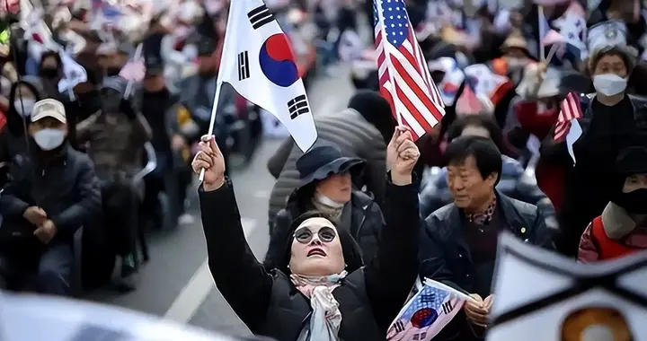 韩国遭股市洪灾！112亿蒸发百万账户爆仓，背后推手身份不简单