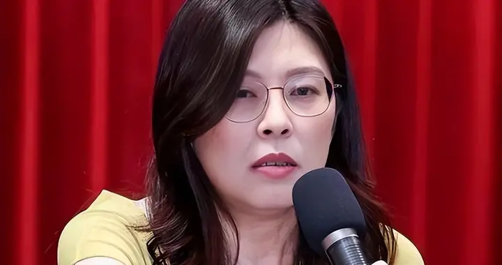 太猛了！特朗普登上专机前，郑丽文划下红线：不许支持“台独”