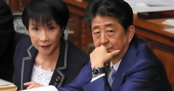 不出中国所料，日方开始做两手准备：高市早苗或效仿安倍做一事