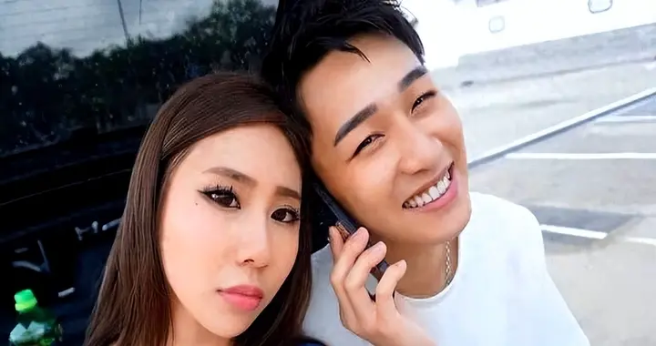 恭喜！TVB知名男星迎娶富婆女友做上门女婿，网友：少奋斗好多年