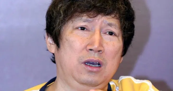 网传病逝的李春平还活着，插鼻饲管卧床，20 亿家产成为瓜分目标