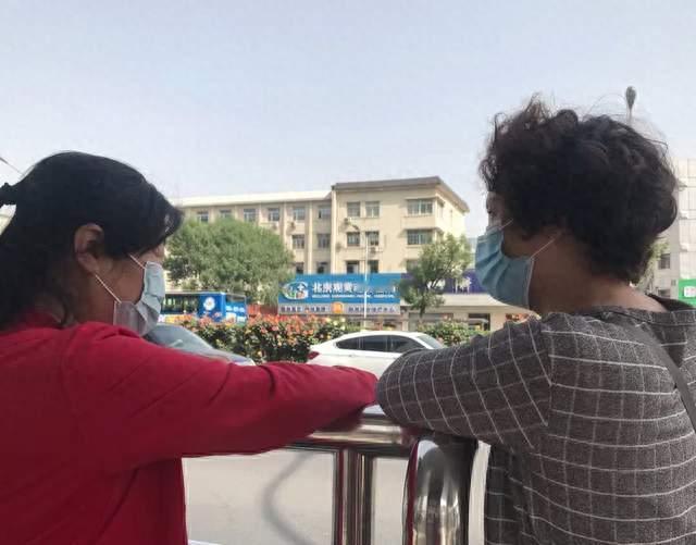 错换人生28年案再开庭 养母求死亡真相