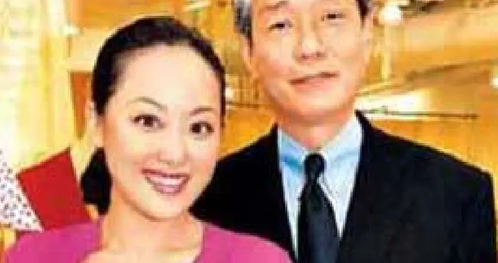 豪门千金章小蕙：插足他人婚姻、搞垮亿万富豪、41岁拍三级片