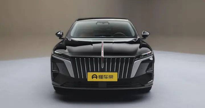 20万级C级插混轿车，轴距近3米，续航1900+这回卷不动了？