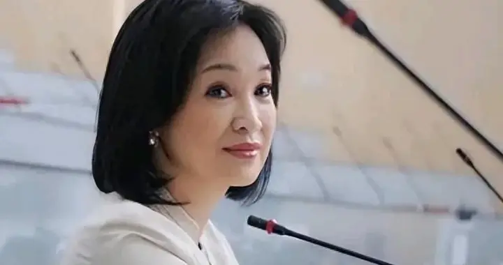 军购案落地柯志恩火速表态，刻意靠拢偏绿立场只为选举铺路