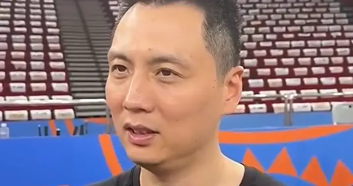 揭幕战赛前交底！卢伟没喊必赢，顾全直言学习，贺希宁表态挺强硬