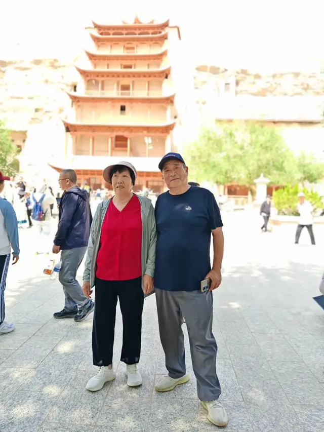 叹《敦煌莫窟》