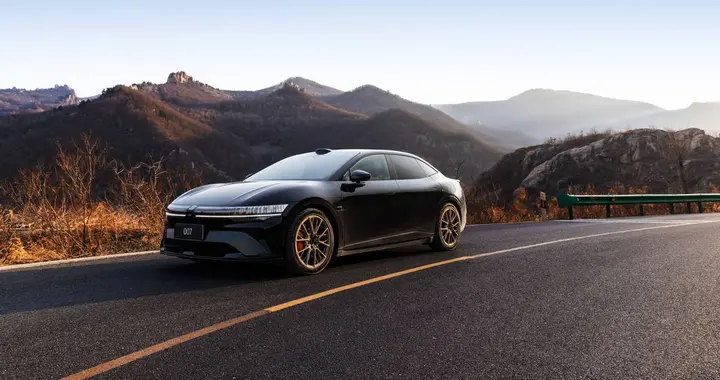 极氪重磅上新：焕新7系正式上市，001五周年纪念版同步限量发售