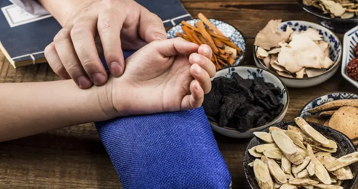 萎缩性胃炎的真凶找到了！30%归因黏膜损伤，70%根源在“它”！