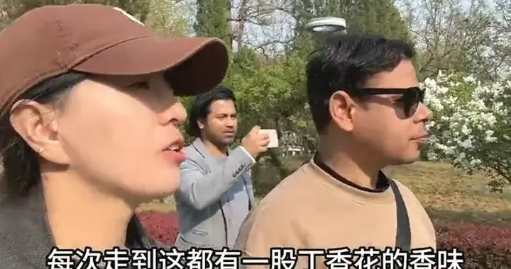 东北女孩丹丹带印度荣生和阿言哥重回母校，感慨中国定居创业不易