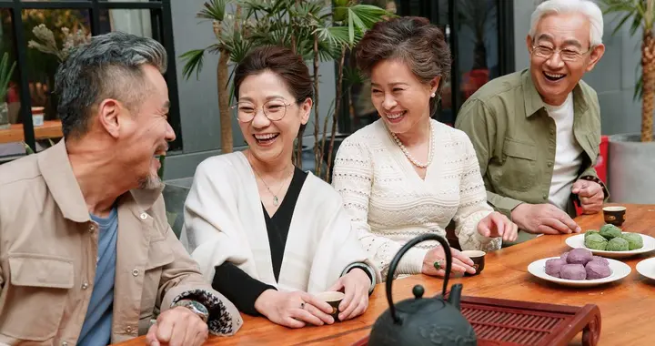 调查发现：老年人若经常喝茶，用不了多久，身体或有3种改善