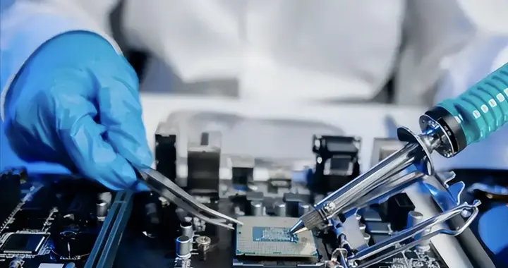中国3家芯片设备商挤入全球前20，日本感叹：中国芯片发展太快？