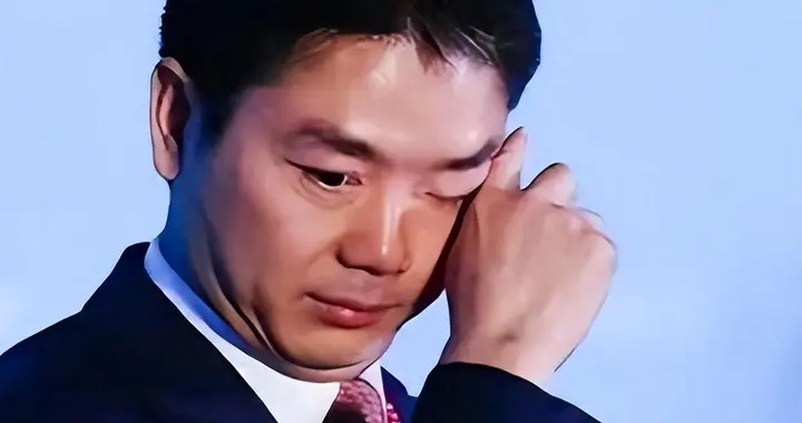 钱再多有什么用？52岁刘强东上千亿身家，儿子却是他一生的遗憾
