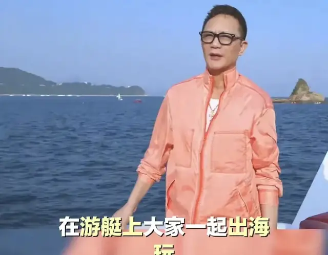 周正毅五一坐游艇出海，毛玉萍晒与周正毅曾经合影，二人已不互动