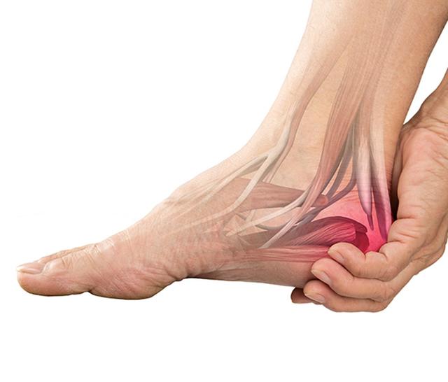 踝关节骨折后一直疼，是不是神经出问题了？