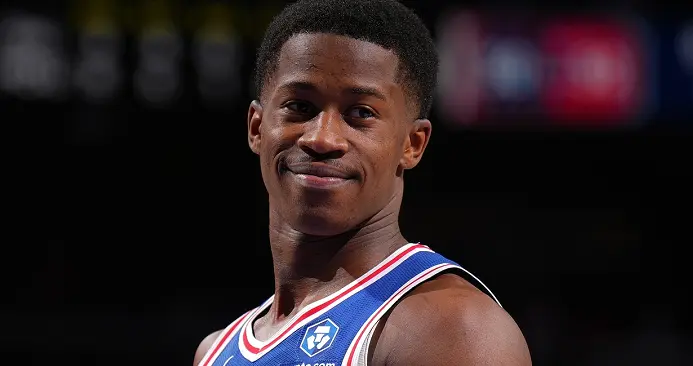 贝利33+9+4+3无缘今日最佳菜鸟！抱歉，小艾暴走创NBA历史纪录