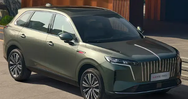 国 人的心头好！红旗HS6 PHEV续航超2000km，过年回家开它有面子