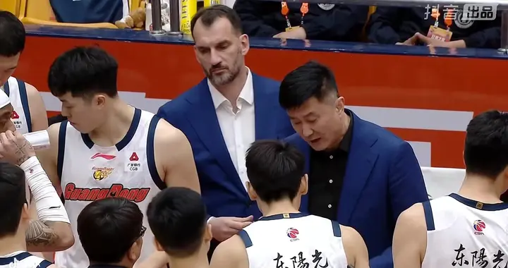 CBA排名彻底乱了！广东断崖下滑 辽宁喜从天降 三队争夺第12