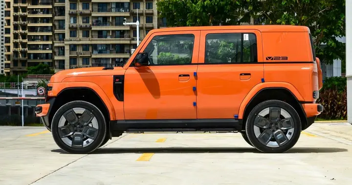 又一台10多万级“方盒子SUV”上市，宁德时代电池+四驱+4.5秒破百