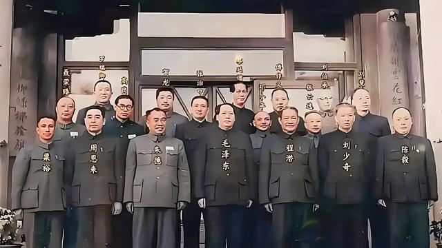 辛雪看社会：这是我们国家新中国的第一代领