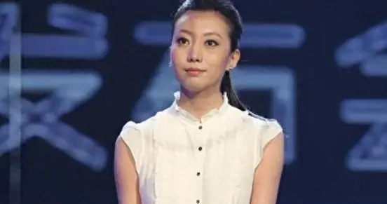 17年过去了，那个摔成终身残疾、让张艺谋愧疚一生的女人还好吗？