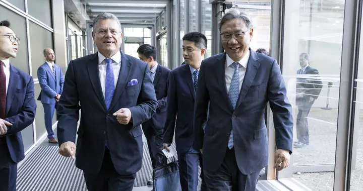 欧盟出了“投降派”：面对中国毫无胜算，早点认输比什么都好