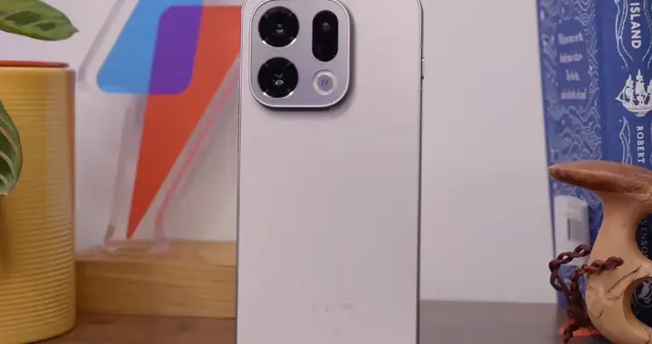OPPO Find X9价格大降了，7025mAh+天玑9500+哈苏...