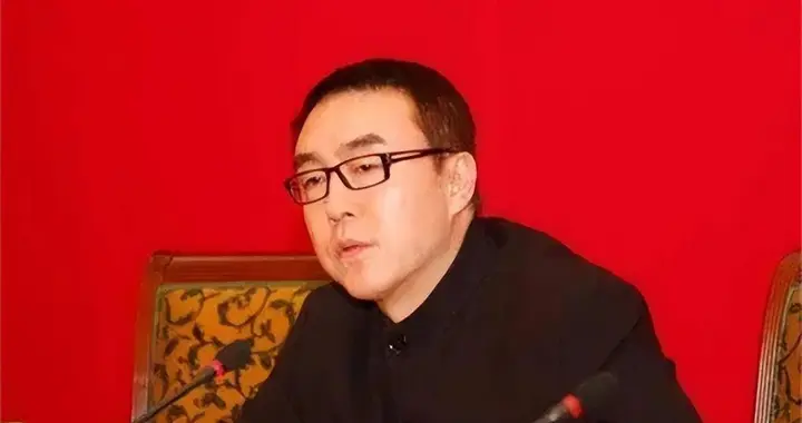 06年，春晚导演郎昆，出轨24岁舞蹈家刘岩，妻子得知后果断离婚