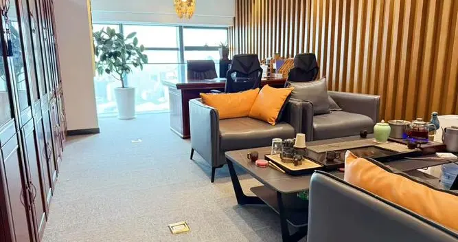 一纸声明想撇清关系被骂上热搜，此律所几千人的饭碗只怕保不住了