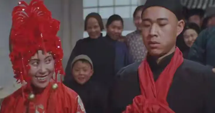 《骆驼祥子》：虎妞不知道，女人再爱一个男人，也不要做这3件事