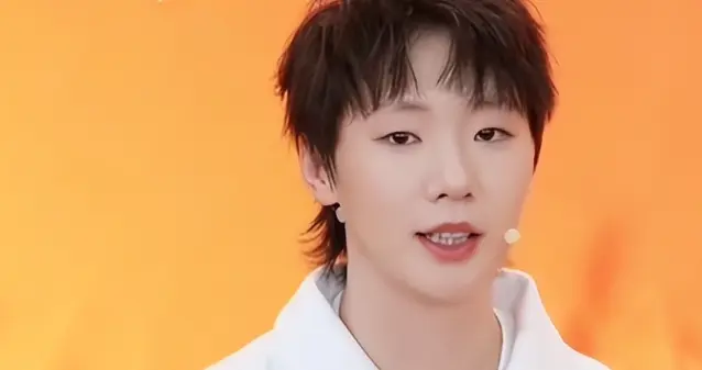 爆冷输球仅4天！26岁王曼昱喜获“新身份”，体坛地位又变了