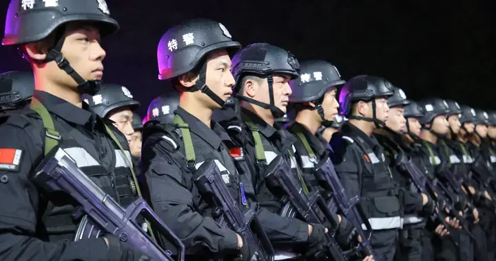 2026 年了，为什么国家突然要再扫一年黑？因为有种 “不动刀的鬼”