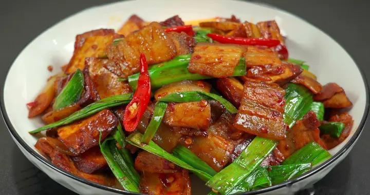 川菜谱第一道菜：回锅肉考证，一次性把四川这道名菜说明白