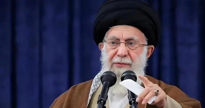 老哈梅内伊的账号突然复活，他到底身亡没有？伊朗这般用意何在？