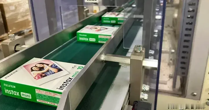 富士胶片将在 2026 年将拍立得胶片产量提高 10%，以满足增长的需求
