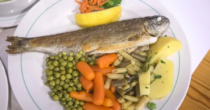 健康科普：这5类鱼尽量少吃，别给身体添负担