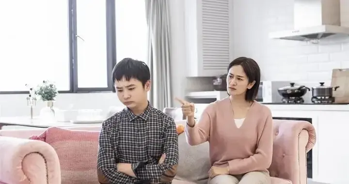 孩子顶嘴时，家长多说3句话，他长大后会感谢你