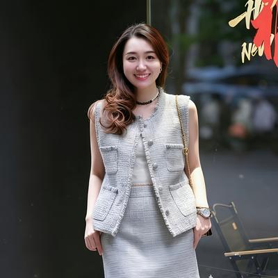 往事随风0222：时尚穿搭指南：优雅灰色