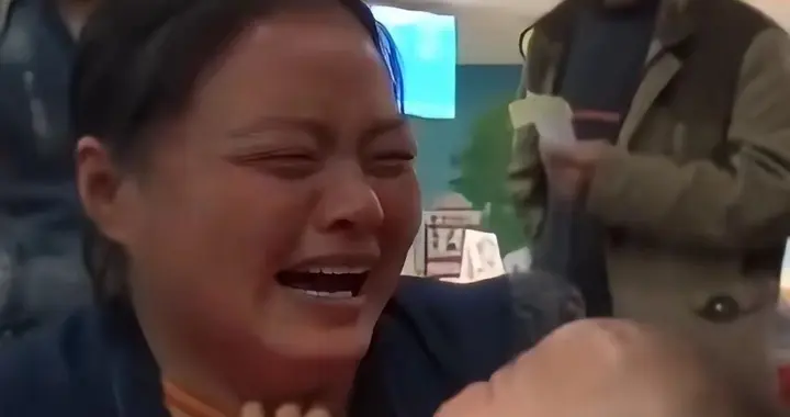 真是太可恨了，原来身边的人这么恶毒！